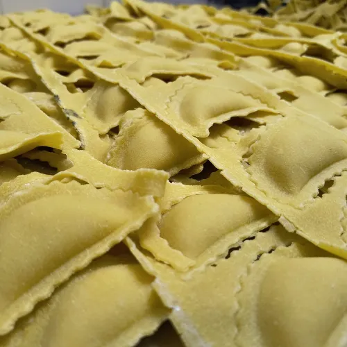 Pasta fresca ravioli